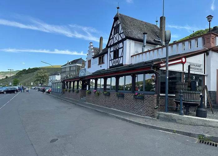 아파트 Zum Goldgraeber 베른카슈텔쿠에스