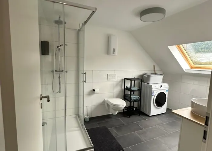 Zum Goldgraeber 아파트 베른카슈텔쿠에스