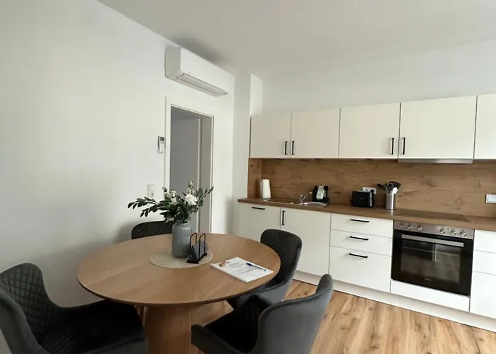 아파트 Zum Goldgraeber 베른카슈텔쿠에스